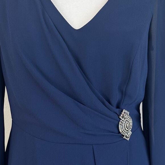 Marina Women’s Chiffon Navy Faux Wrap Dress with Jeweled Broach Size 4 EUC - Picture 4 of 7